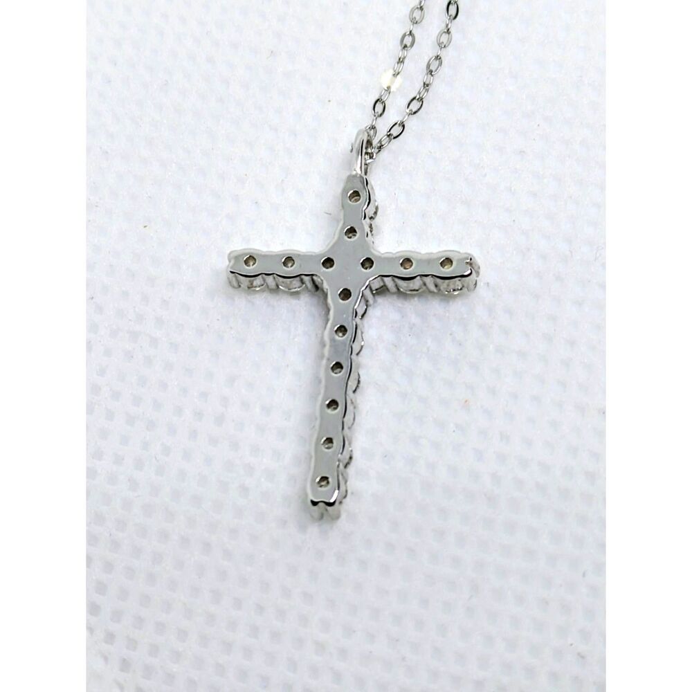 NWT 925 Silver 0.79ct VVS D Moissanite Cross Necklace. GRA Certificate included - Picture 14 of 14
